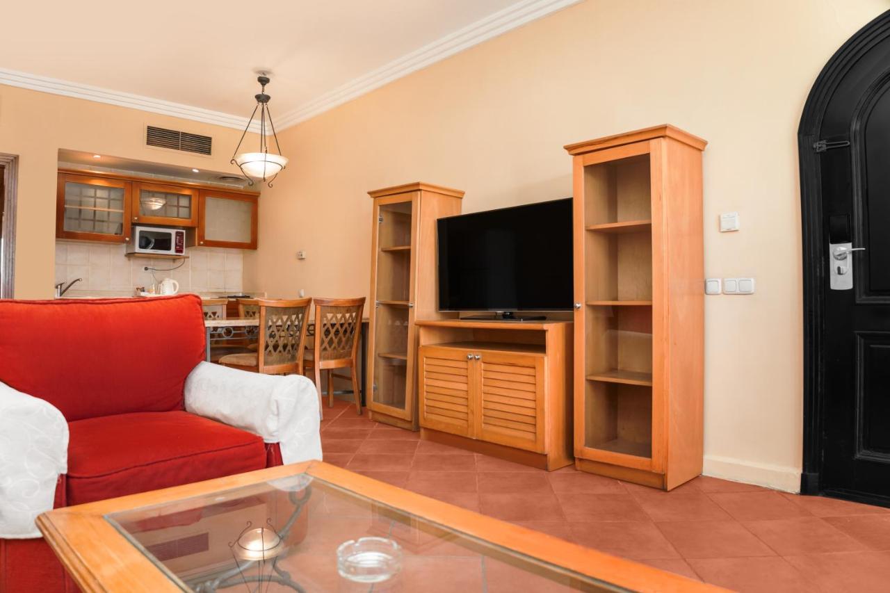 ホテル Sharm Dreams Vacation Club - Aqua Park エクステリア 写真 A typical apartment
