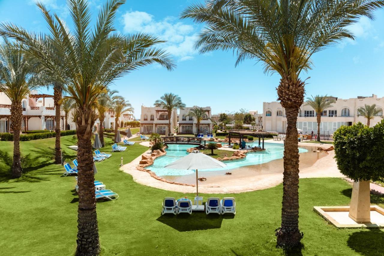 ホテル Sharm Dreams Vacation Club - Aqua Park エクステリア 写真 The swimming pool at the resort